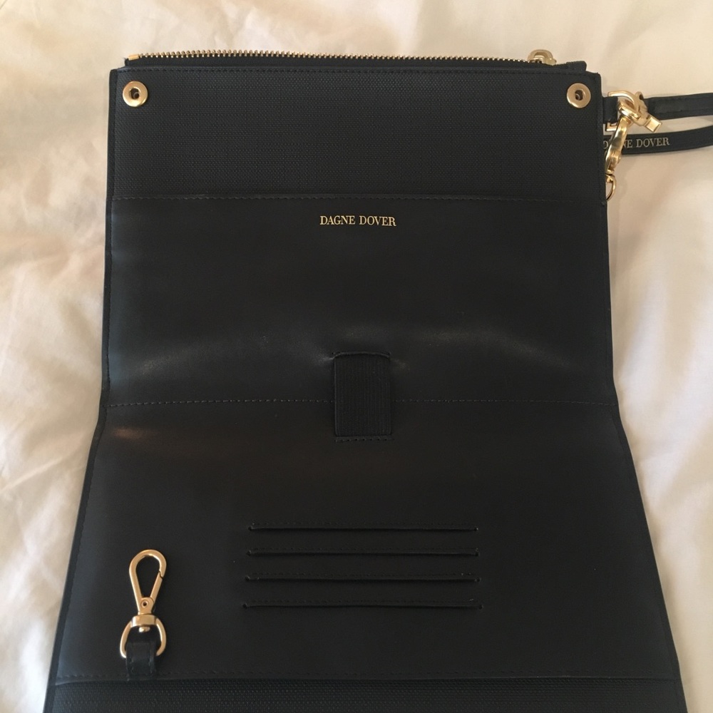 Essentials Clutch Wallet - Picture 5 of 7